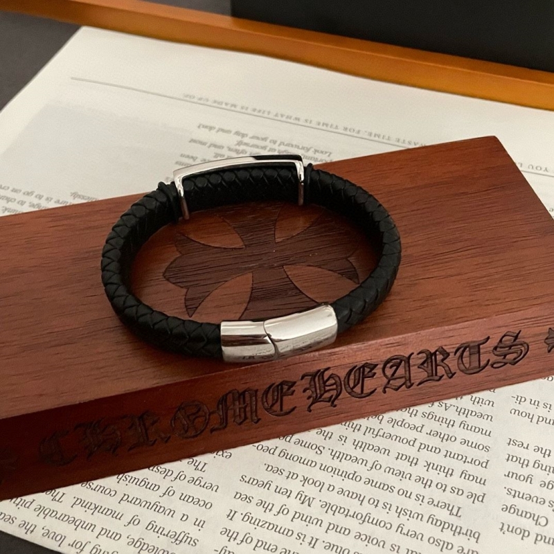 Ch*0me He**ts bracelets